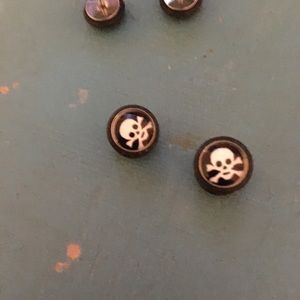 2 pair of fake plugs